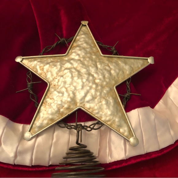 Christmas Silver Metal Star Tree Topper - Picture 5 of 5